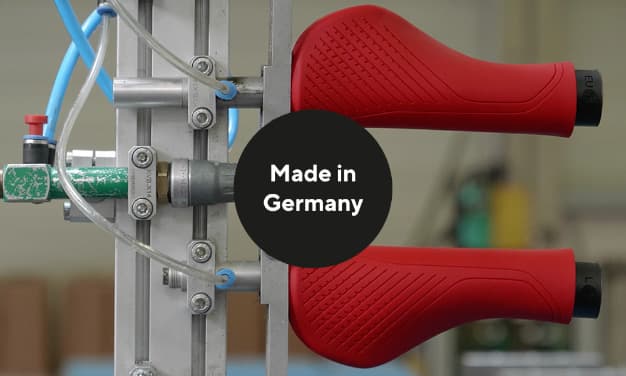 The Ergon GS1 in production. Above it is the inscription “Made in Germany”.