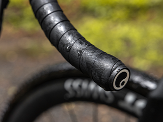 Handlebar wrapped with BT OrthoCell® and Ergon end plug.