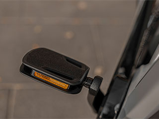 The reflectors of the PT Pedal