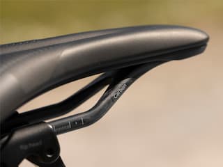 Close-up SR Allroad Pro Carbon Sattel Rail
