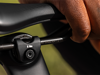 Closeup TiNox XP Rail, SRS Comp Men