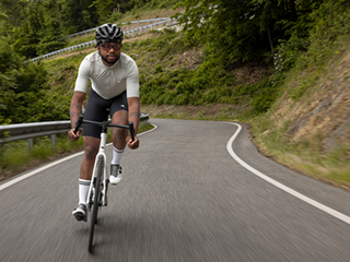 Road bikers on SRS Pro Men