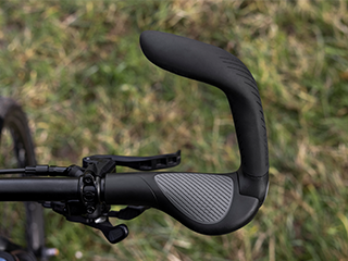 The GP5 Evo's shape allows for alternative ergonomic grip positions