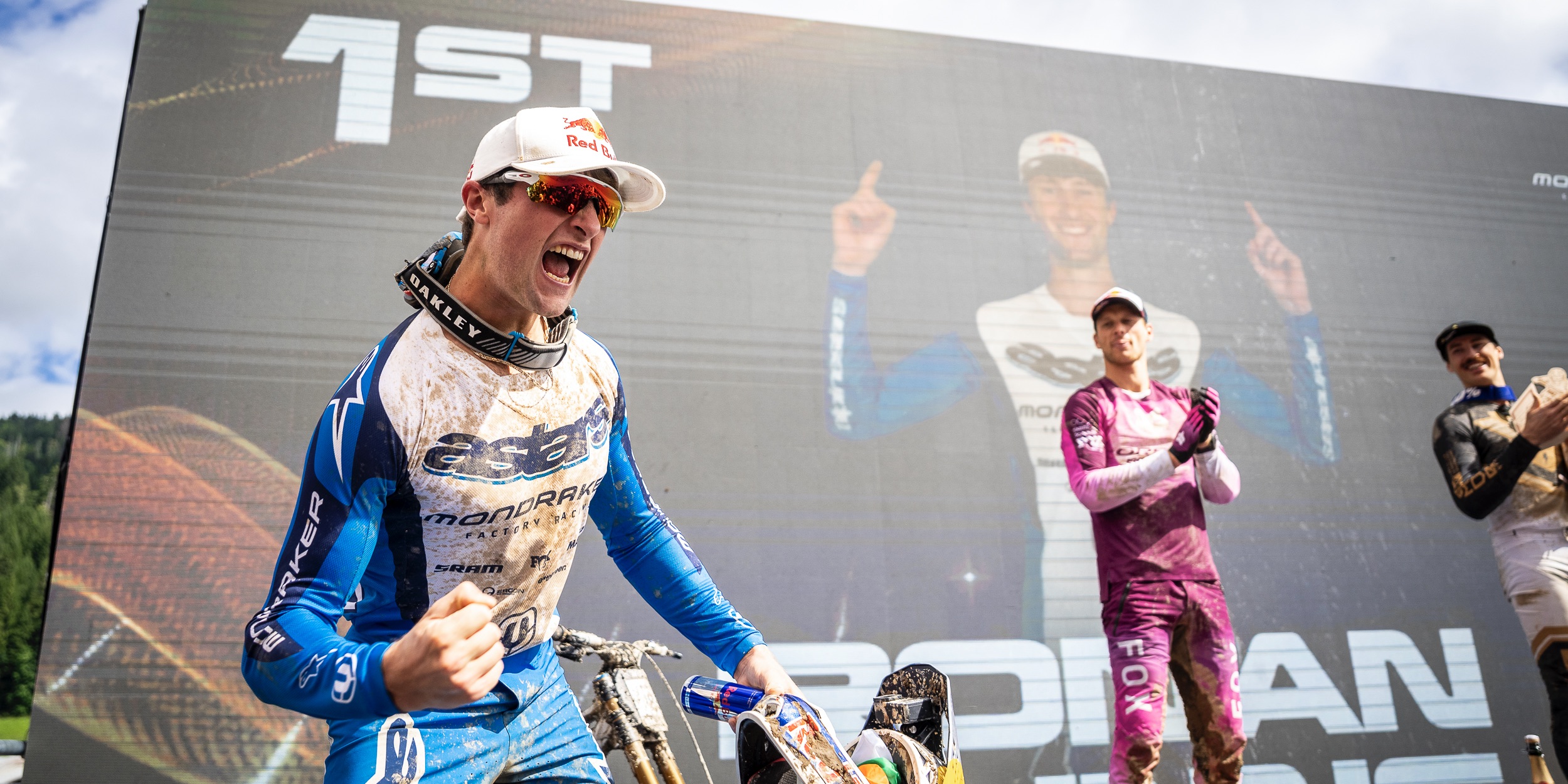 Ronan Dunne von Mondraker Factory Racing