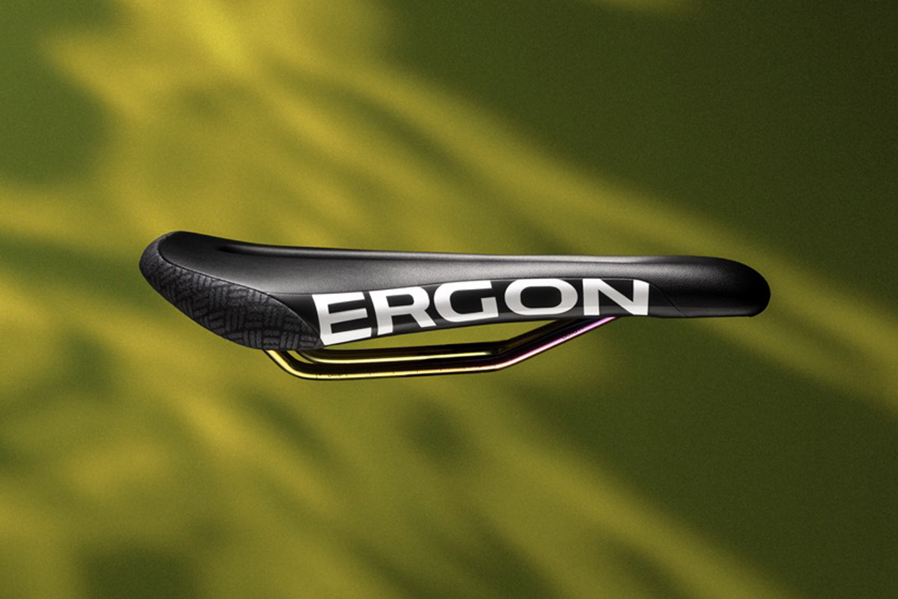 SM Enduro Pro Titanuim Men (44071012_ERG_SaddleAuthority-33)