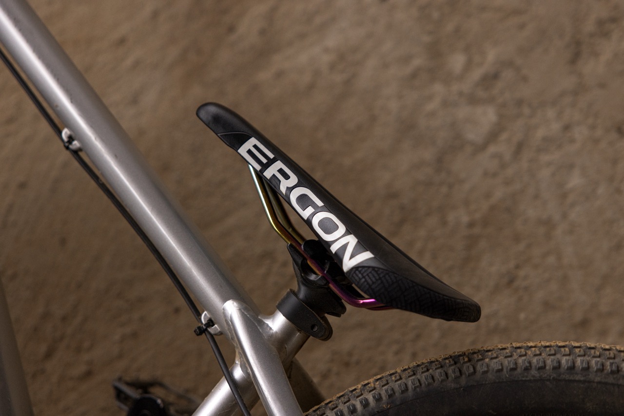 Der Ergon SM Enduro, verbaut an einem Endurobike.