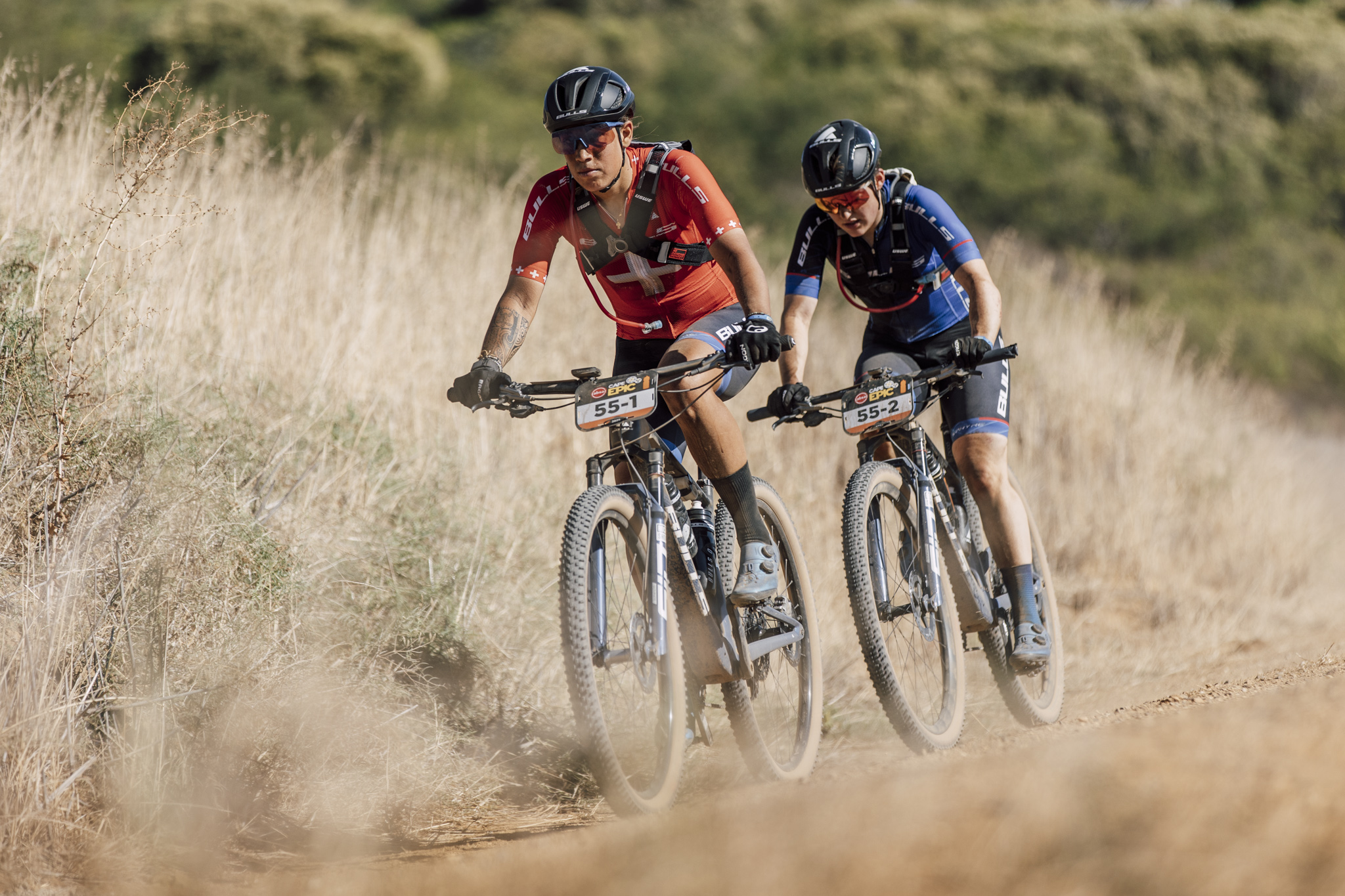 Irina Lützelschwab und Alessia Nay beim Cape Epic 2025
