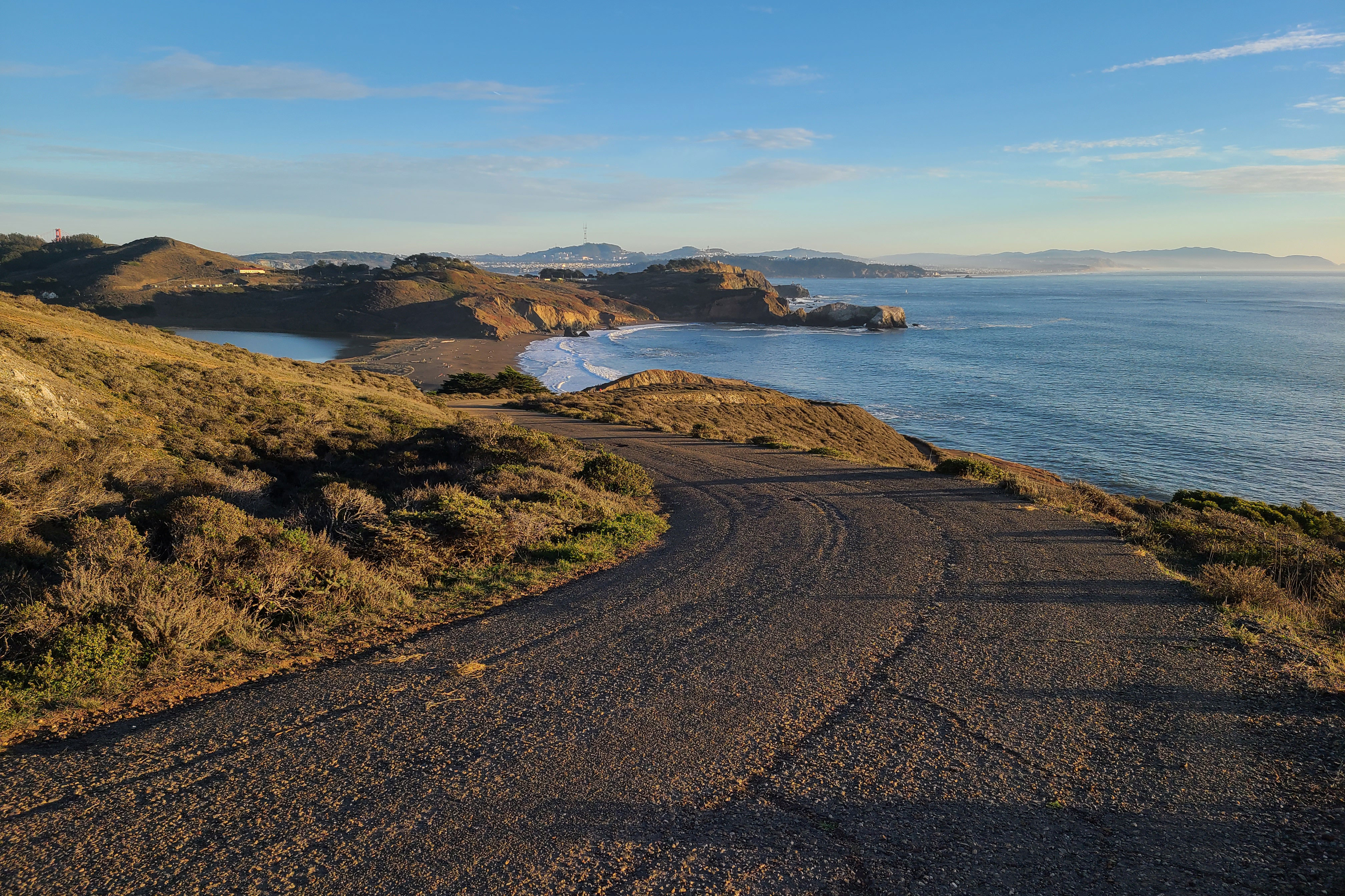 Rodeo Beach trail. View of the sea