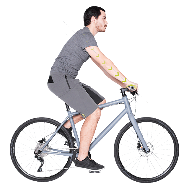 Ein Mann sitzt auf einem Fahrrad. Pfeile entlang seiner Arme zeigen die Belastung.