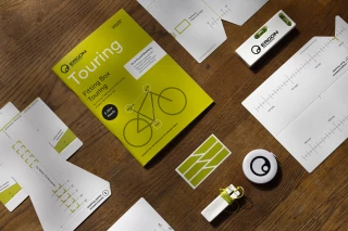 Bike Fitting Box Touring Contents of the Bike Fitting Box Touring, spirit level, measuring tape and template