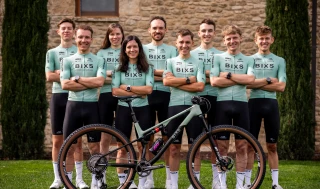 Team Bixs All riders of Team Bixs.