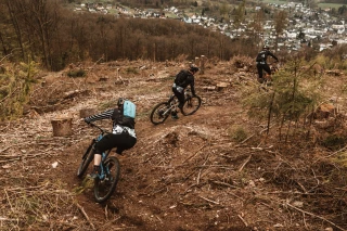 MTB group Trail 3 MTB riders on a trail
